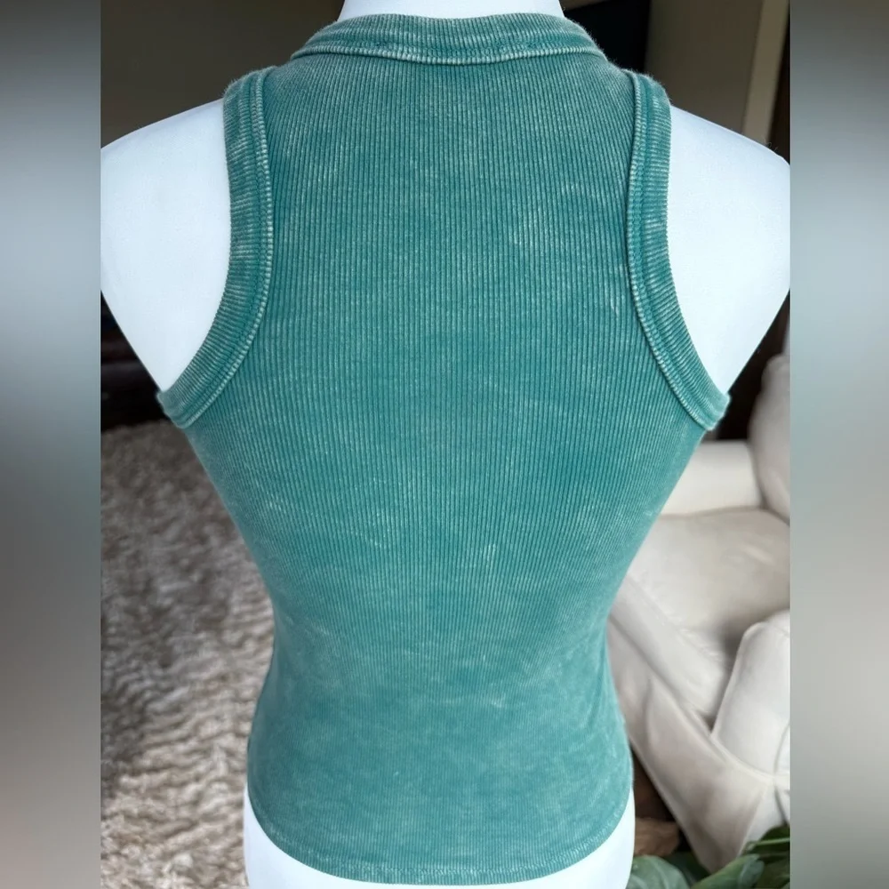 Lulu's Teal Green Ribbed Racerback Tank Top Size Small - Picture 4 of 8